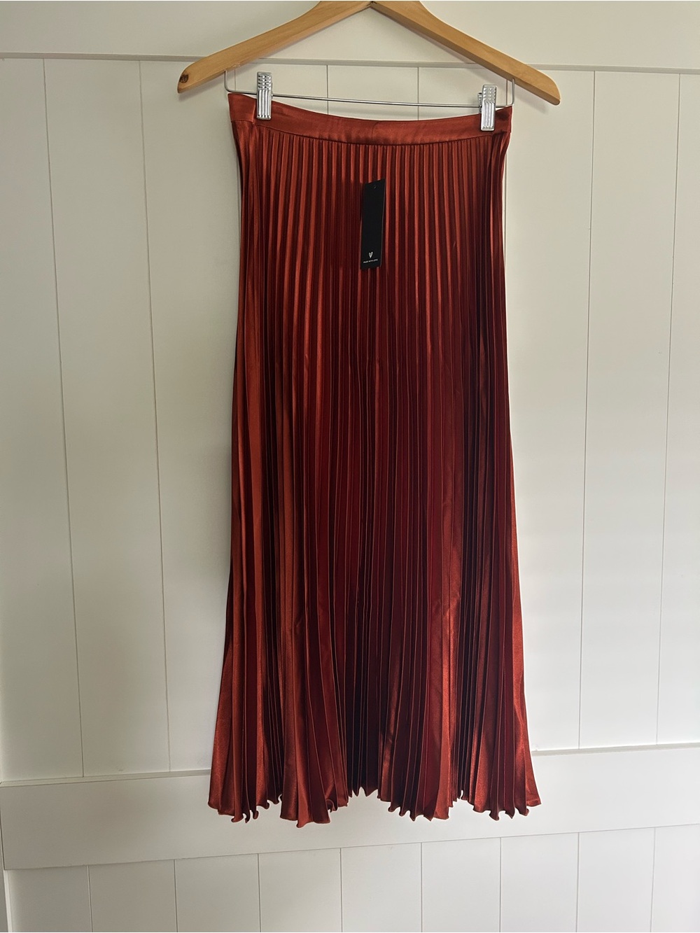 NWT Lulus Pleated Midi Skirt in Burnt Orange
